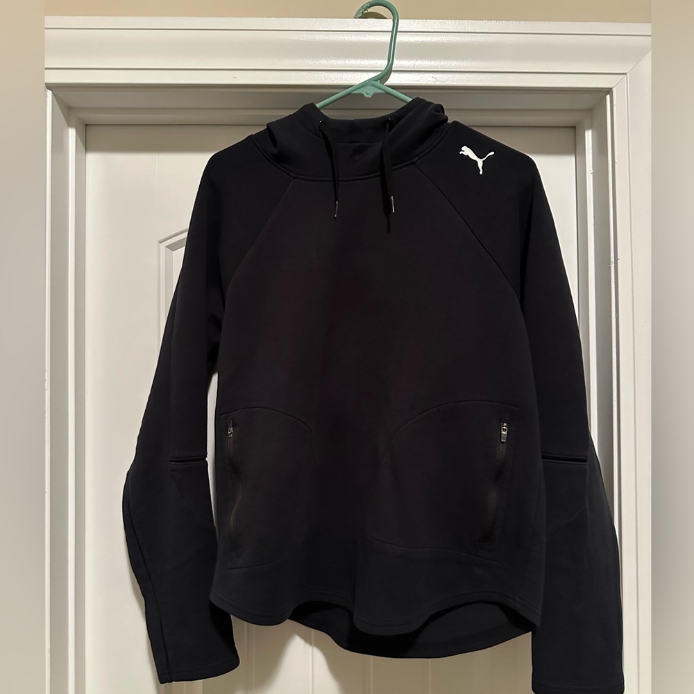 Puma black womens size medium sweatshirt worn once